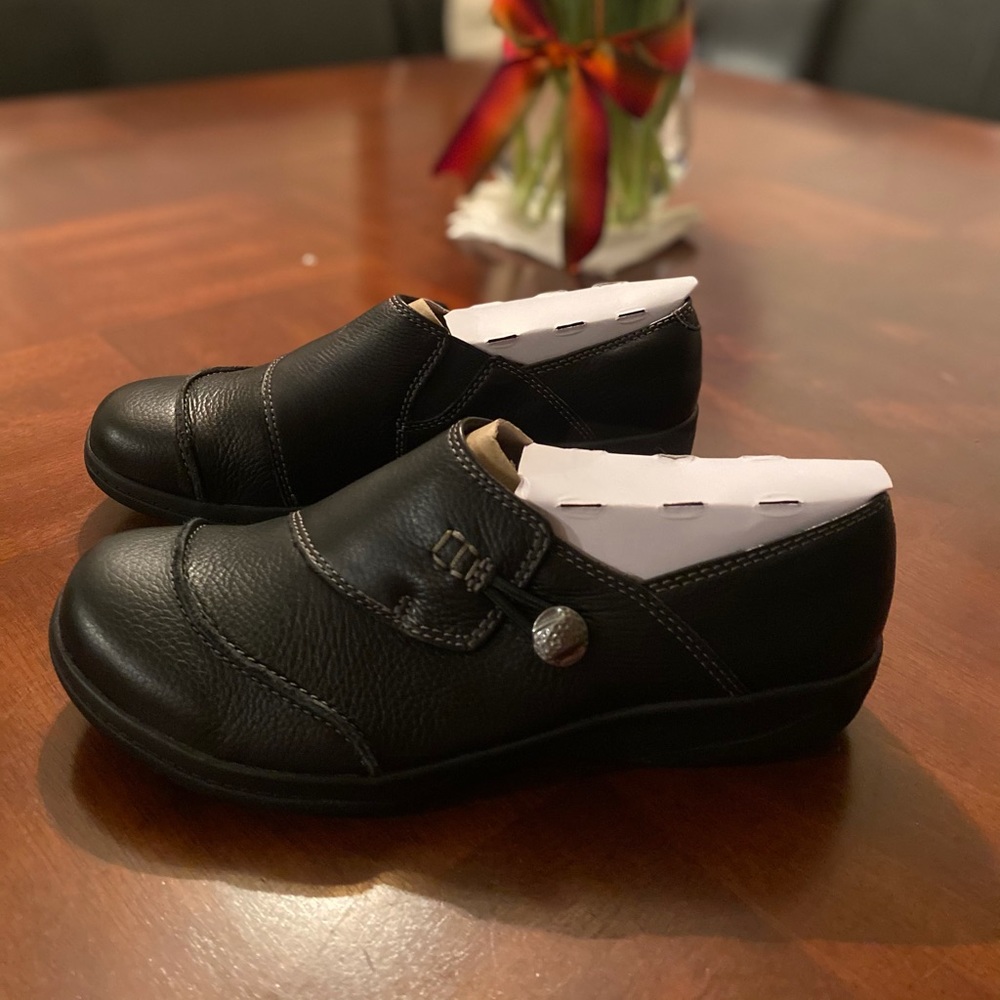 Clarks Cheyn Misha Black leather loafer